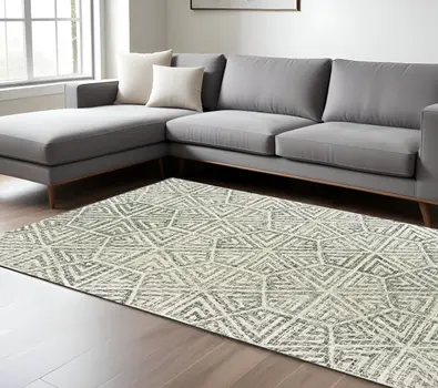 8' X 10' Gray And Ivory Wool Geometric Hand Tufted Area Rug