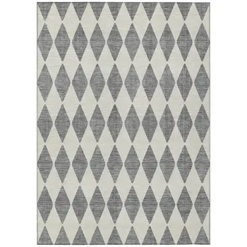 8' X 10' Gray And Ivory Geometric Washable Indoor Outdoor Area Rug