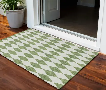 3' X 5' Green And Ivory Geometric Washable Indoor Outdoor Area Rug