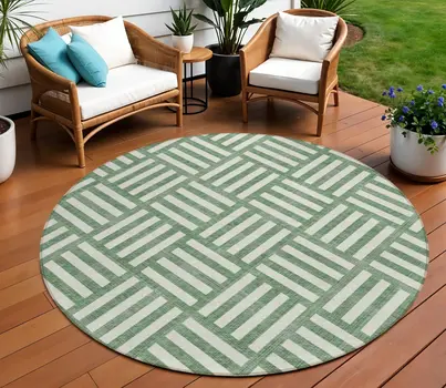 8' Green And Ivory Round Geometric Washable Indoor Outdoor Area Rug