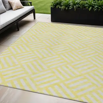 5' X 8' Yellow And Ivory Geometric Washable Indoor Outdoor Area Rug