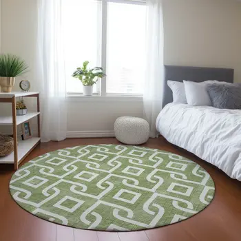 8' Green And Ivory Round Geometric Washable Indoor Outdoor Area Rug