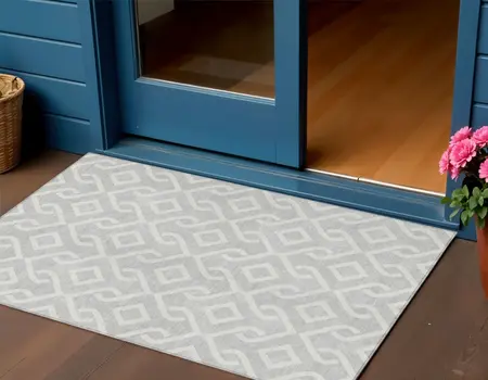 3' X 5' Silver And Ivory Geometric Washable Indoor Outdoor Area Rug
