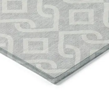 8' X 10' Silver And Ivory Geometric Washable Indoor Outdoor Area Rug