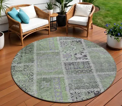 8' Green And Charcoal Round Patchwork Washable Indoor Outdoor Area Rug
