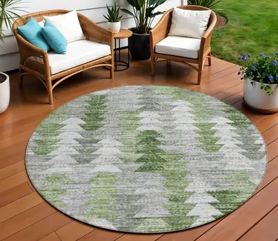 8' Green And Fern Green Round Geometric Washable Indoor Outdoor Area Rug