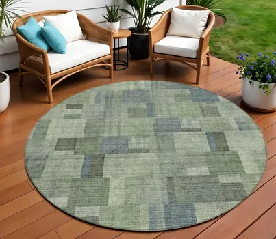 8' Green And Mint Green Round Geometric Washable Indoor Outdoor Area Rug