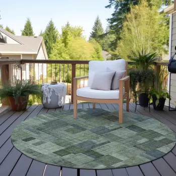 8' Green And Mint Green Round Geometric Washable Indoor Outdoor Area Rug