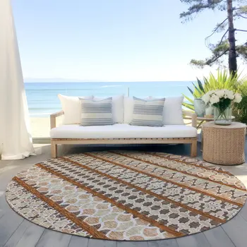 8' Chocolate And Taupe Round Quatrefoil Washable Indoor Outdoor Area Rug