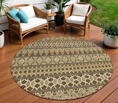 8' Brown And Taupe Round Quatrefoil Washable Indoor Outdoor Area Rug