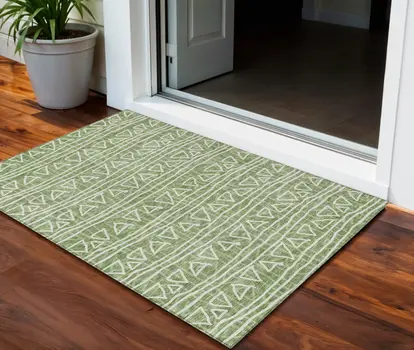 3' X 5' Green And Ivory Geometric Washable Indoor Outdoor Area Rug