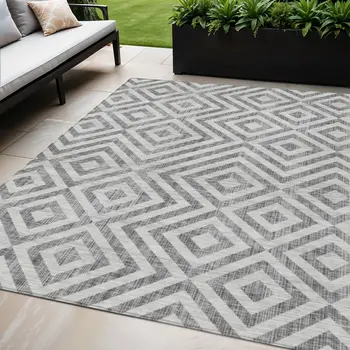 5' X 8' Gray Silver And Ivory Geometric Washable Indoor Outdoor Area Rug