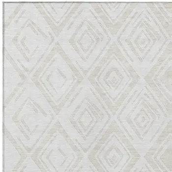 5' X 8' Pearl And Ivory Geometric Washable Indoor Outdoor Area Rug