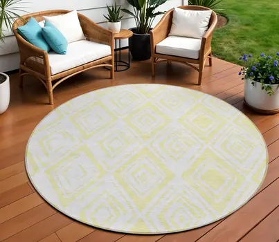 8' Yellow And Ivory Round Geometric Washable Indoor Outdoor Area Rug