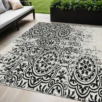 5' X 8' Black And Ivory Medallion Washable Indoor Outdoor Area Rug