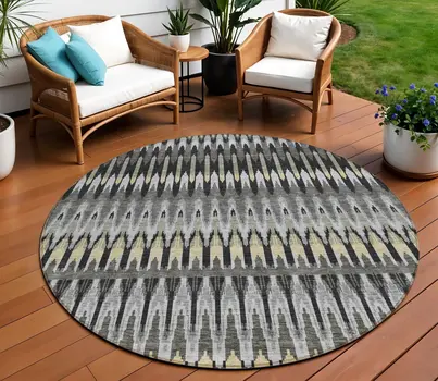 8' Charcoal Gray And Beige Round Southwestern Washable Indoor Outdoor Area Rug
