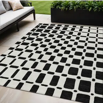 5' X 8' Black And Ivory Geometric Washable Indoor Outdoor Area Rug