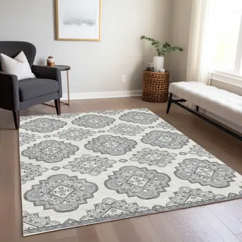 5' X 8' Gray And Ivory Medallion Washable Indoor Outdoor Area Rug