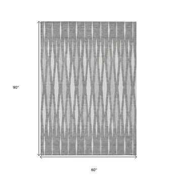 5' X 8' Gray And Ivory Geometric Washable Indoor Outdoor Area Rug