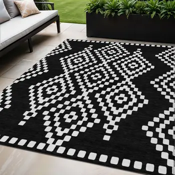 5' X 8' Black And Ivory Geometric Washable Indoor Outdoor Area Rug