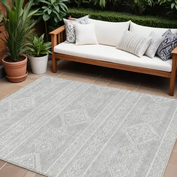 8' X 10' Silver And Ivory Southwestern Washable Indoor Outdoor Area Rug