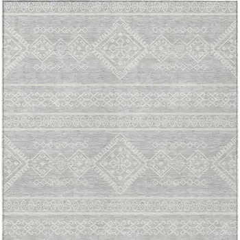 8' X 10' Silver And Ivory Southwestern Washable Indoor Outdoor Area Rug