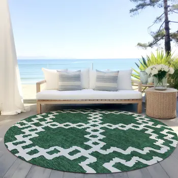 8' Emerald And Ivory Round Geometric Washable Indoor Outdoor Area Rug
