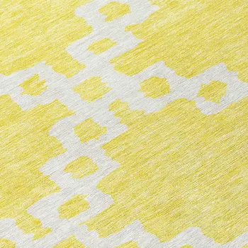 8' Yellow And Ivory Round Geometric Washable Indoor Outdoor Area Rug