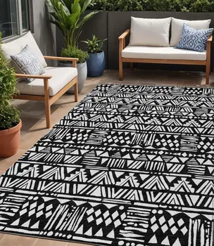 5' X 8' Black And Ivory Southwestern Washable Indoor Outdoor Area Rug