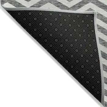 8' X 10' Gray And Ivory Chevron Washable Indoor Outdoor Area Rug