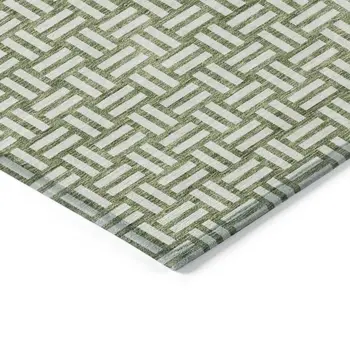 8' X 10' Green And Ivory Geometric Washable Indoor Outdoor Area Rug
