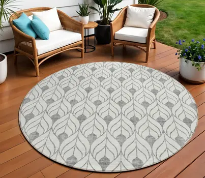 8' Gray And Ivory Round Geometric Washable Indoor Outdoor Area Rug