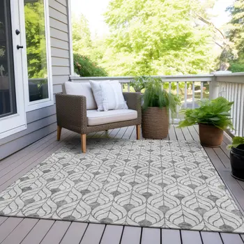 5' X 8' Silver And Gray Geometric Washable Indoor Outdoor Area Rug