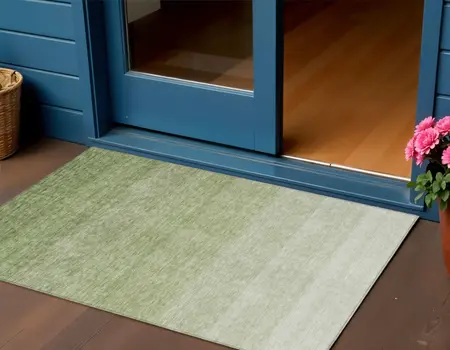 3' X 5' Green And Ivory Ombre Washable Indoor Outdoor Area Rug