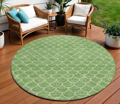 8' Green And Ivory Round Geometric Washable Indoor Outdoor Area Rug