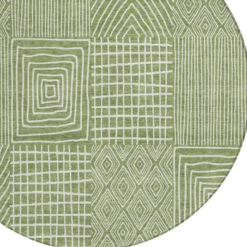 8' Green And Ivory Round Geometric Washable Indoor Outdoor Area Rug