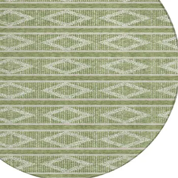 8' Green And Ivory Round Geometric Washable Indoor Outdoor Area Rug