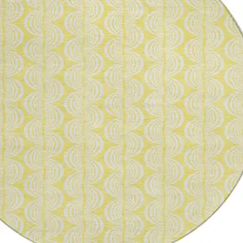 8' Yellow And Beige Round Ogee Washable Indoor Outdoor Area Rug