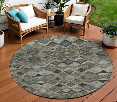 8' Gray And Charcoal Round Geometric Washable Indoor Outdoor Area Rug