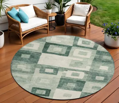 8' Green And Ivory Round Geometric Washable Indoor Outdoor Area Rug
