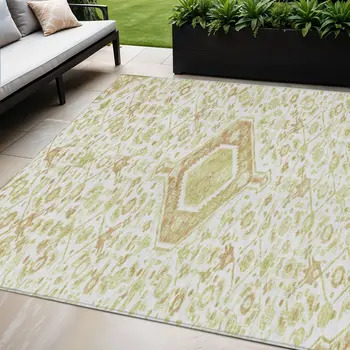 5' X 8' Ivory Medallion Washable Indoor Outdoor Area Rug