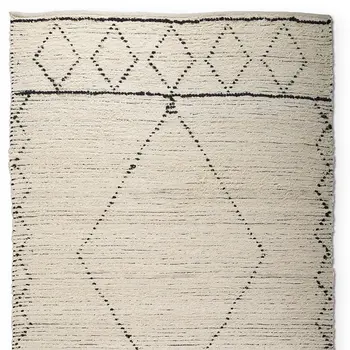5' X 8' Ivory and Gray Diamond Hand Woven Area Rug