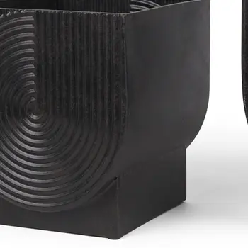 Set of Two Black Metal 20 Ounce Pot Planters
