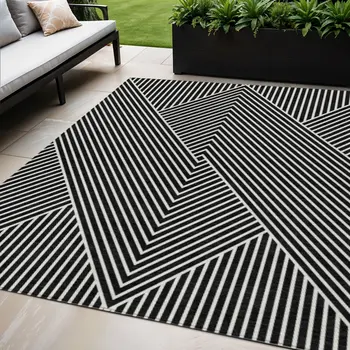 5' X 8' Black And Ivory Geometric Washable Indoor Outdoor Area Rug