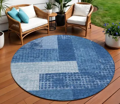 8' Navy Blue And Sky Blue Round Geometric Washable Indoor Outdoor Area Rug
