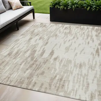 5' X 8' Ivory And Off White Abstract Washable Indoor Outdoor Area Rug