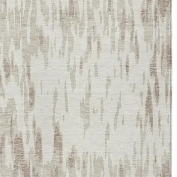 5' X 8' Ivory And Off White Abstract Washable Indoor Outdoor Area Rug