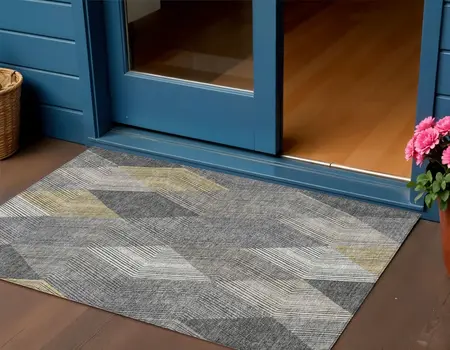 3' X 5' Pewter Gray And Gold Argyle Washable Indoor Outdoor Area Rug