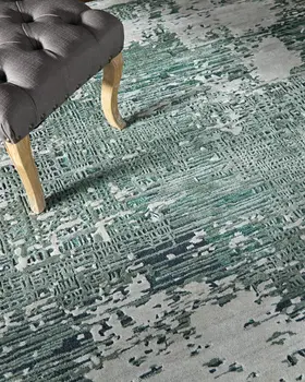8' X 10' Green And White Abstract Hand Tufted Area Rug