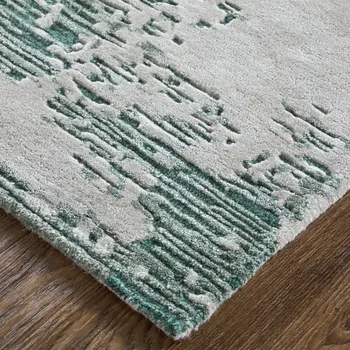 9' X 12' Green And White Abstract Hand Tufted Area Rug